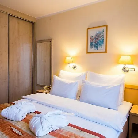 Zgoda By Desilva Apart Otel Varşova